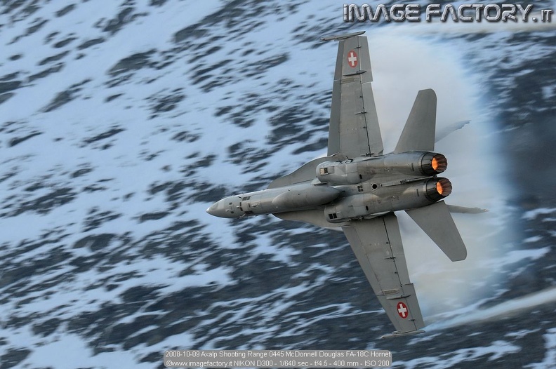 2008-10-09 Axalp Shooting Range 0445 McDonnell Douglas FA-18C Hornet.jpg